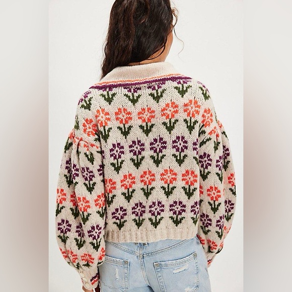 NWT Free People Frills Alpaca Softspun Sweater Floral Oatmeal Tulip Combo - Picture 2 of 5